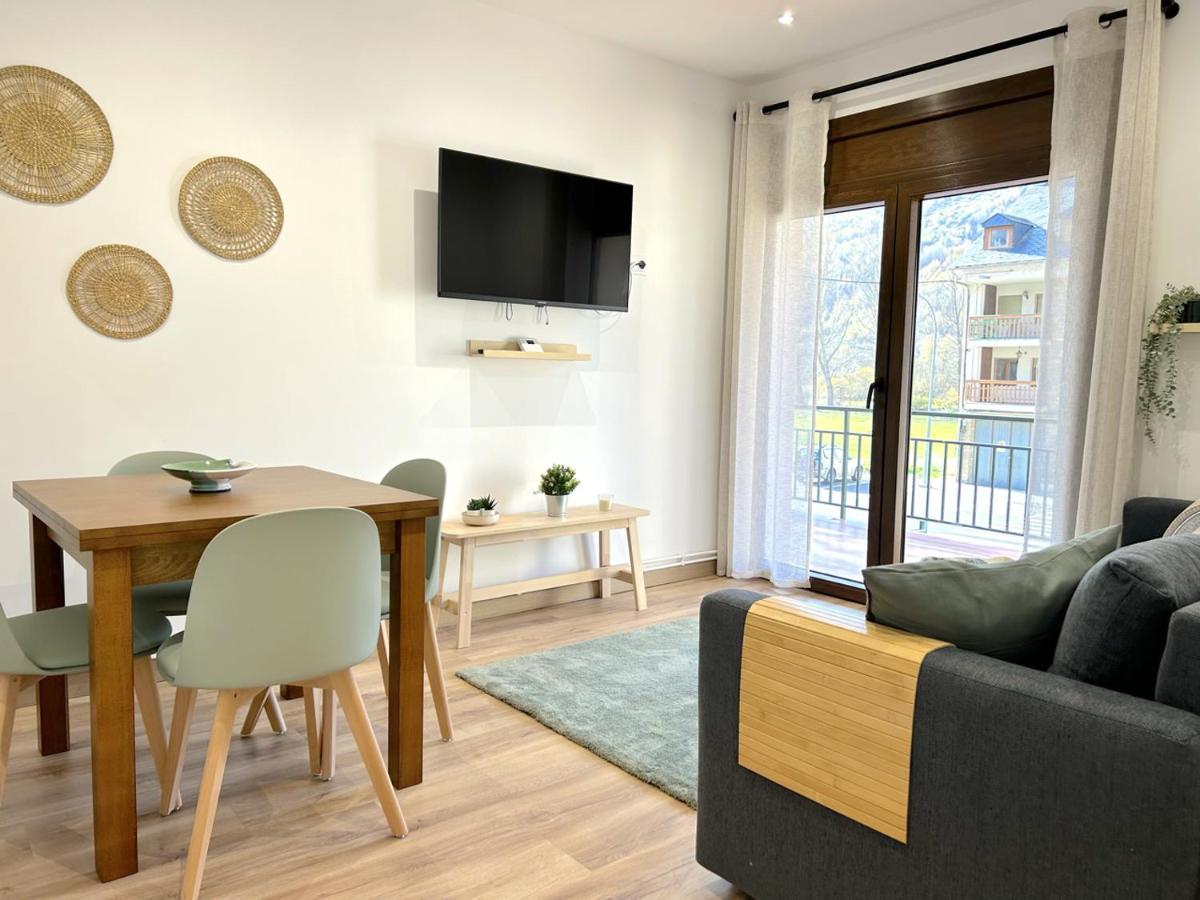 Encantador Apartament Amb Un Balcó únic Al Pirineu By Rural D'àneu Apartment *